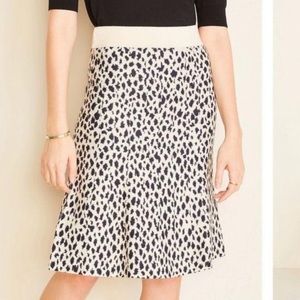 Ann Taylor Cheetah Animal Print Knit Skirt A-Line Neutral Boho Spring Sz Medium